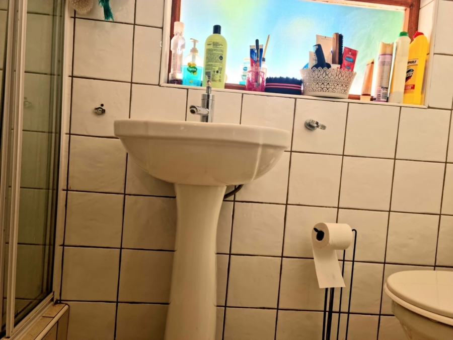 4 Bedroom Property for Sale in Roylglen Gardens Northern Cape